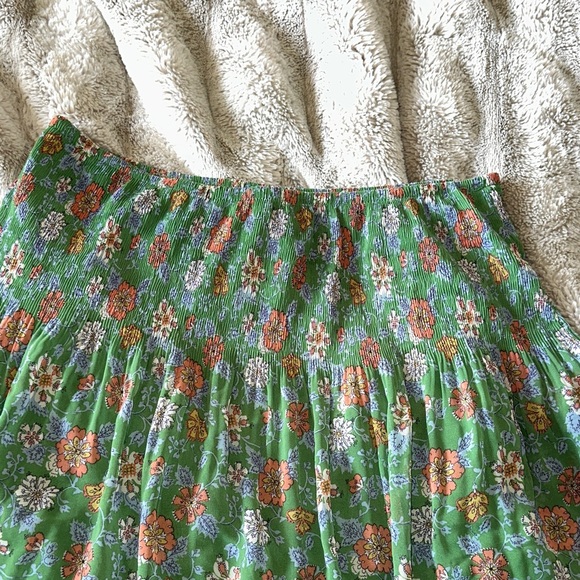 Max Studio Floral Green Skirt - Picture 2 of 5